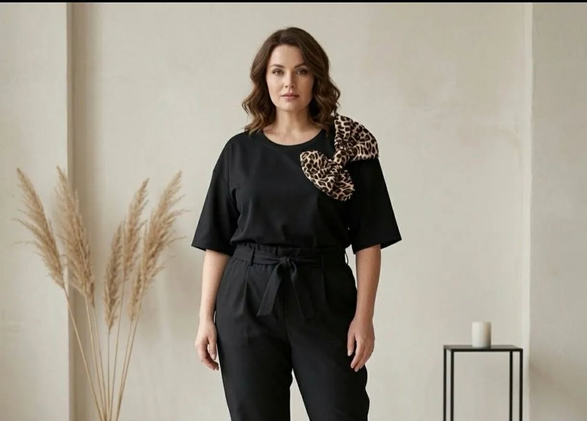 Tee-shirt manche courte avec nœud fantaisie
